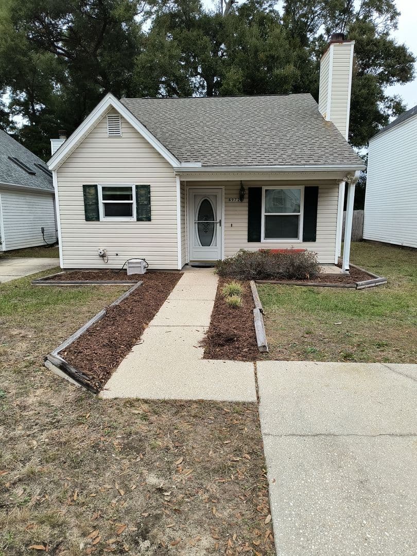 Pensacola House: 6972 Weatherwood Dr