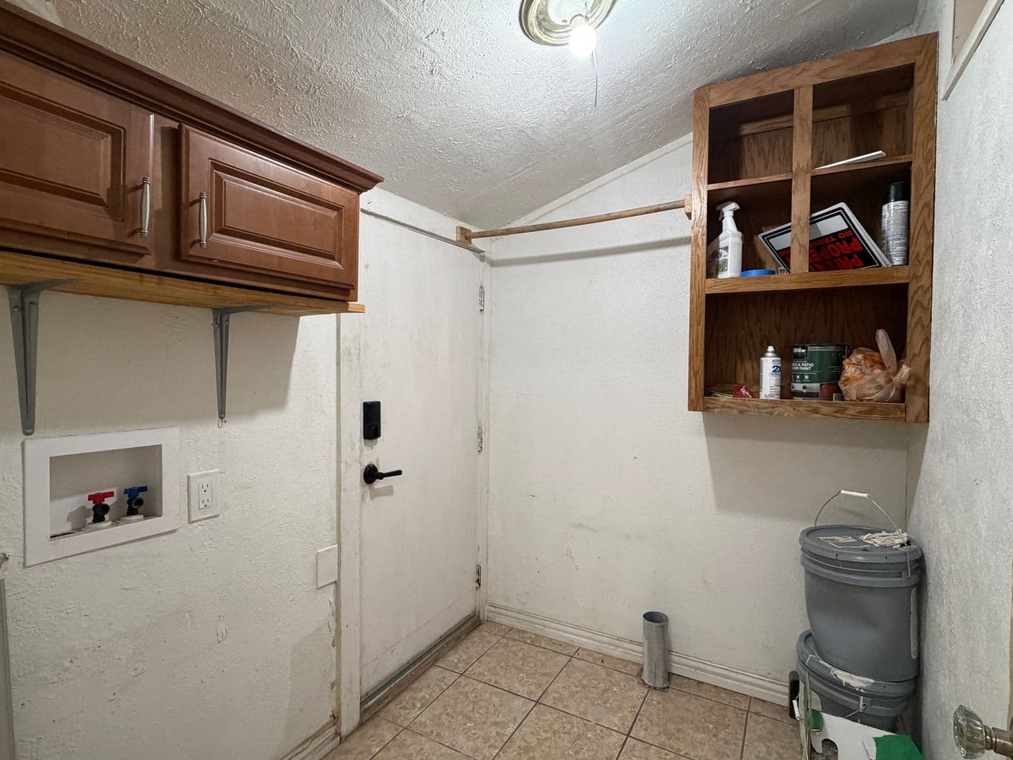 Corpus Christi House: 200 Clemmer Street Unit A