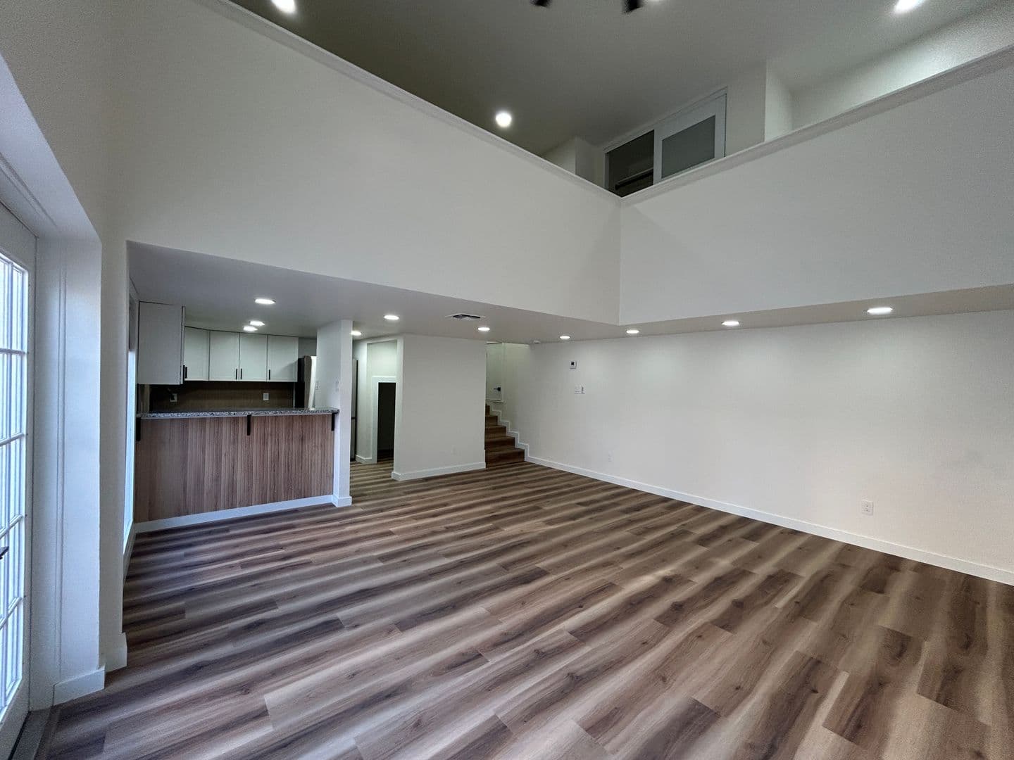 Corpus Christi House: 801 S Carancahua St. APT 3