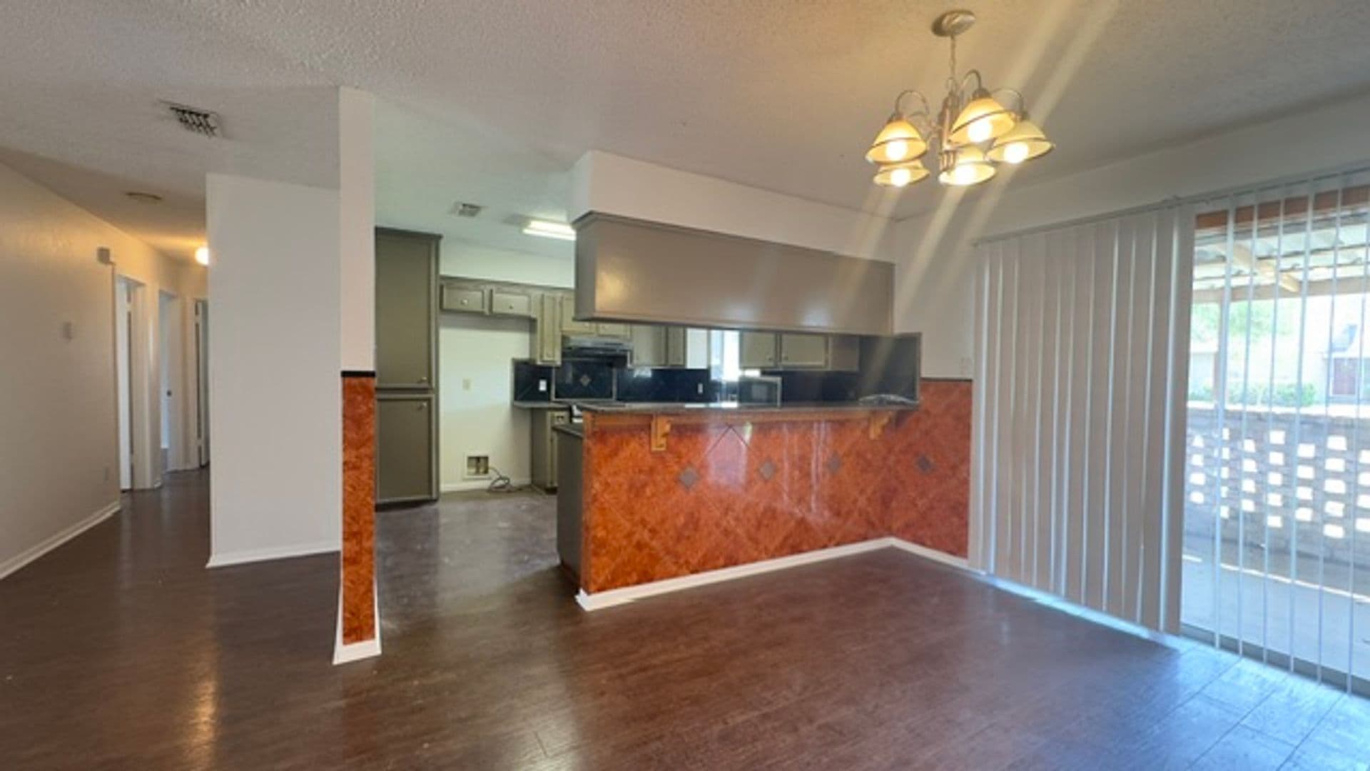 Corpus Christi House: 4002 Brownwood Circle