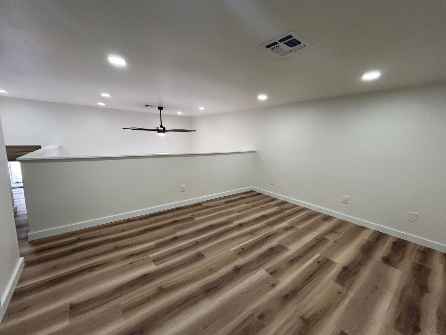 Corpus Christi House: 801 S Carancahua St. APT 3