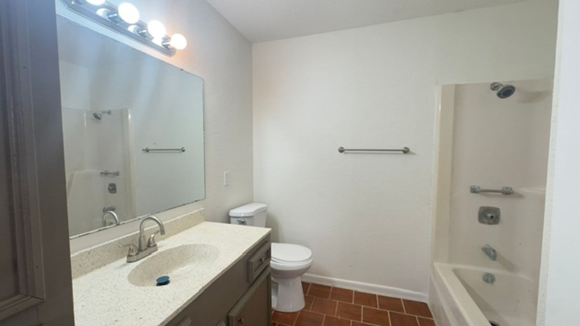 Corpus Christi House: 4002 Brownwood Circle