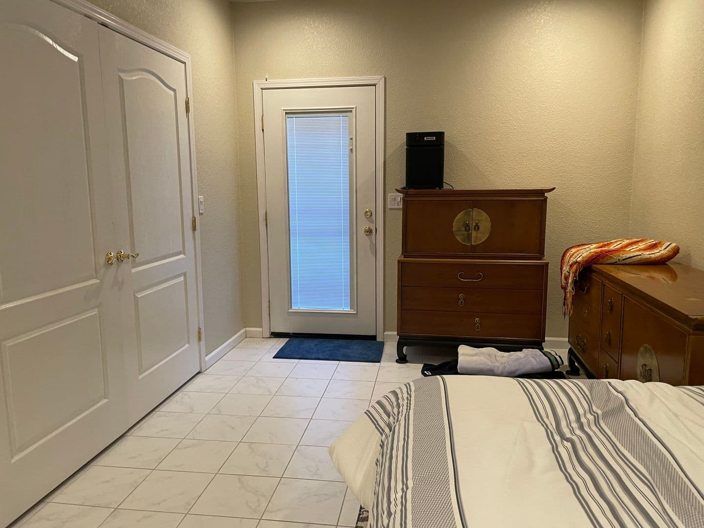Reno House: 10850 Longhorn Drive