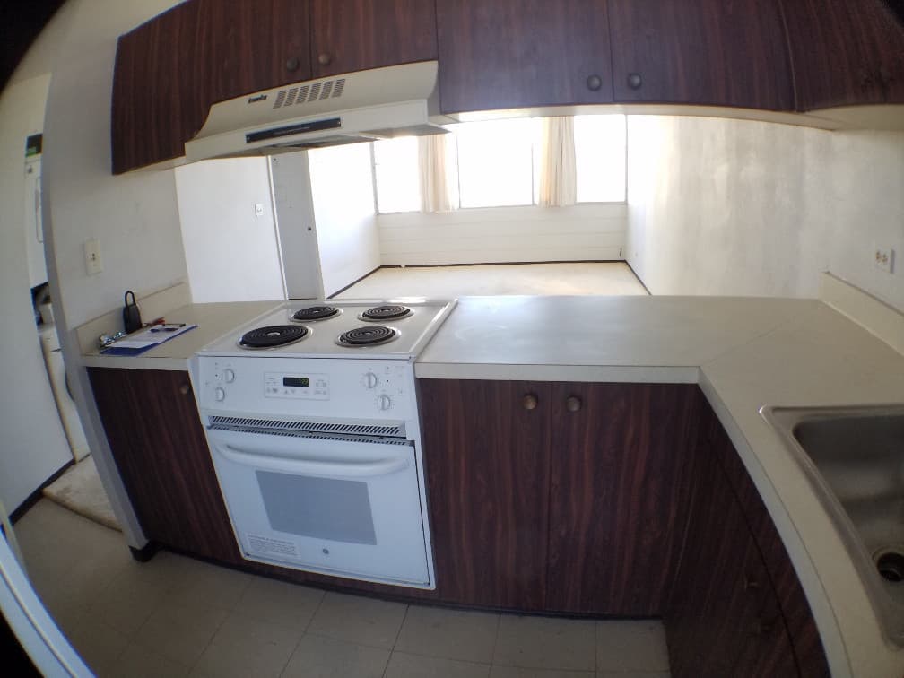 Honolulu Apartment: 5210 #902 Likini St.