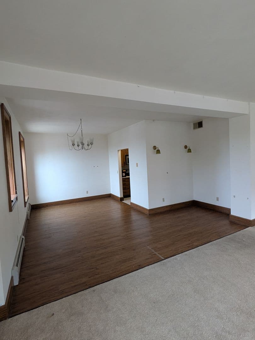 Stevens Point Apartment: 1408 Strongs Ave