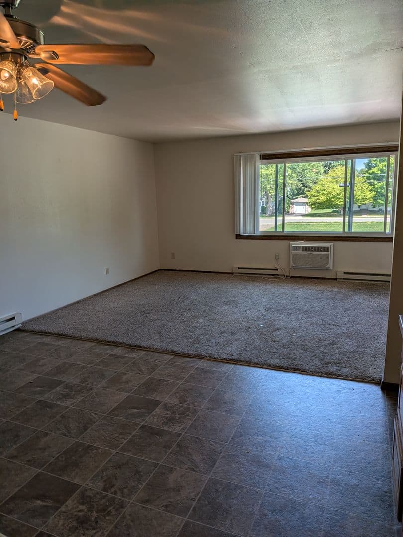 Rothschild Apartment: 18/20 Becker St