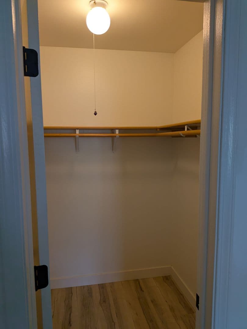 Wausau Apartment: 1016 Grand Ave