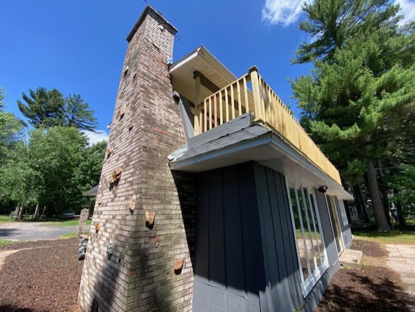 Mosinee House: 202361 Dubay Dr