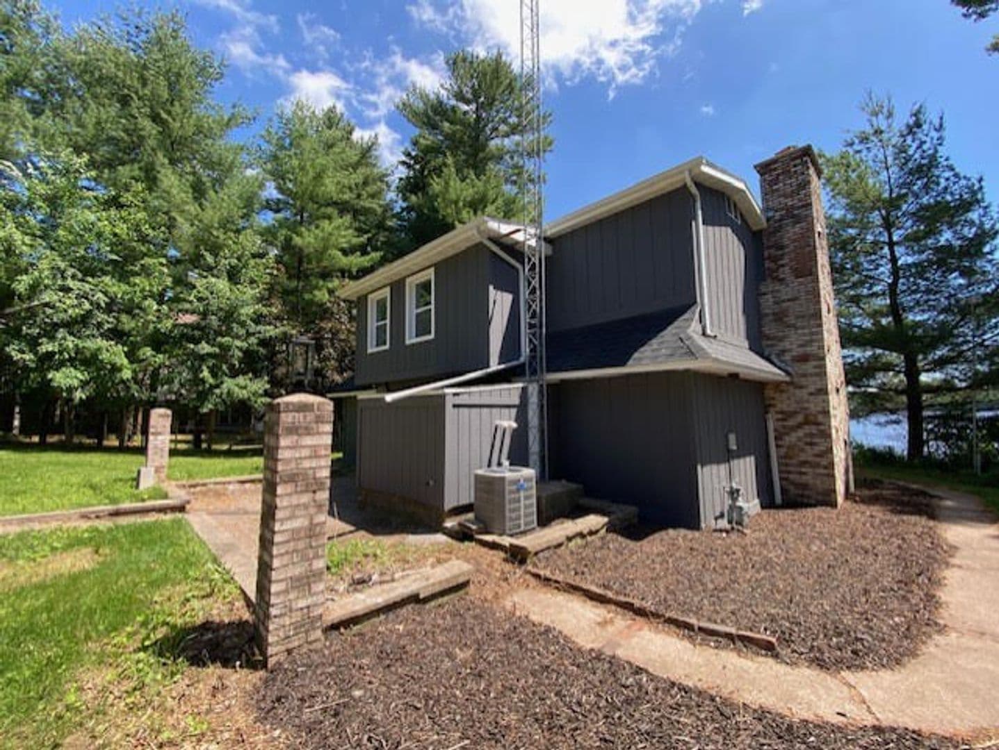 Mosinee House: 202361 Dubay Dr