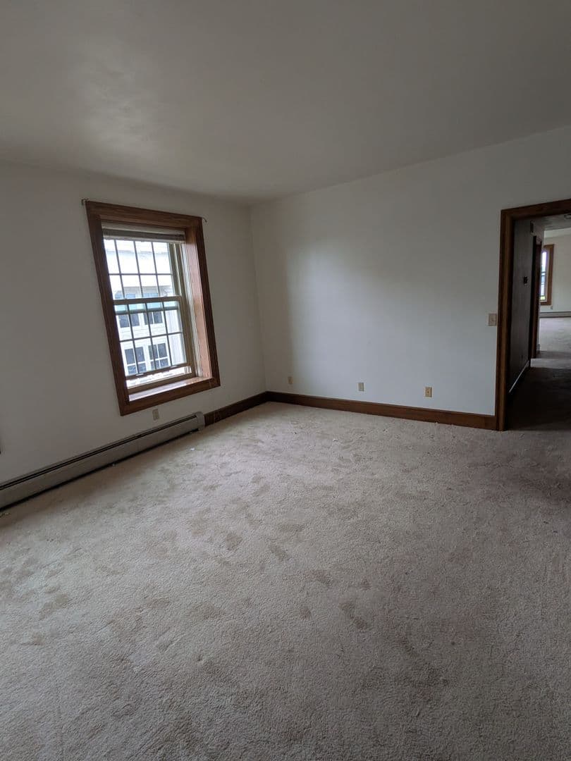 Stevens Point Apartment: 1408 Strongs Ave