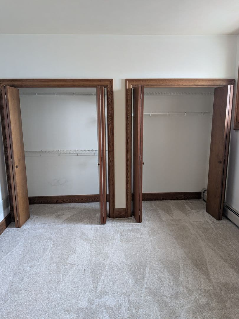 Stevens Point Apartment: 1408 Strongs Ave