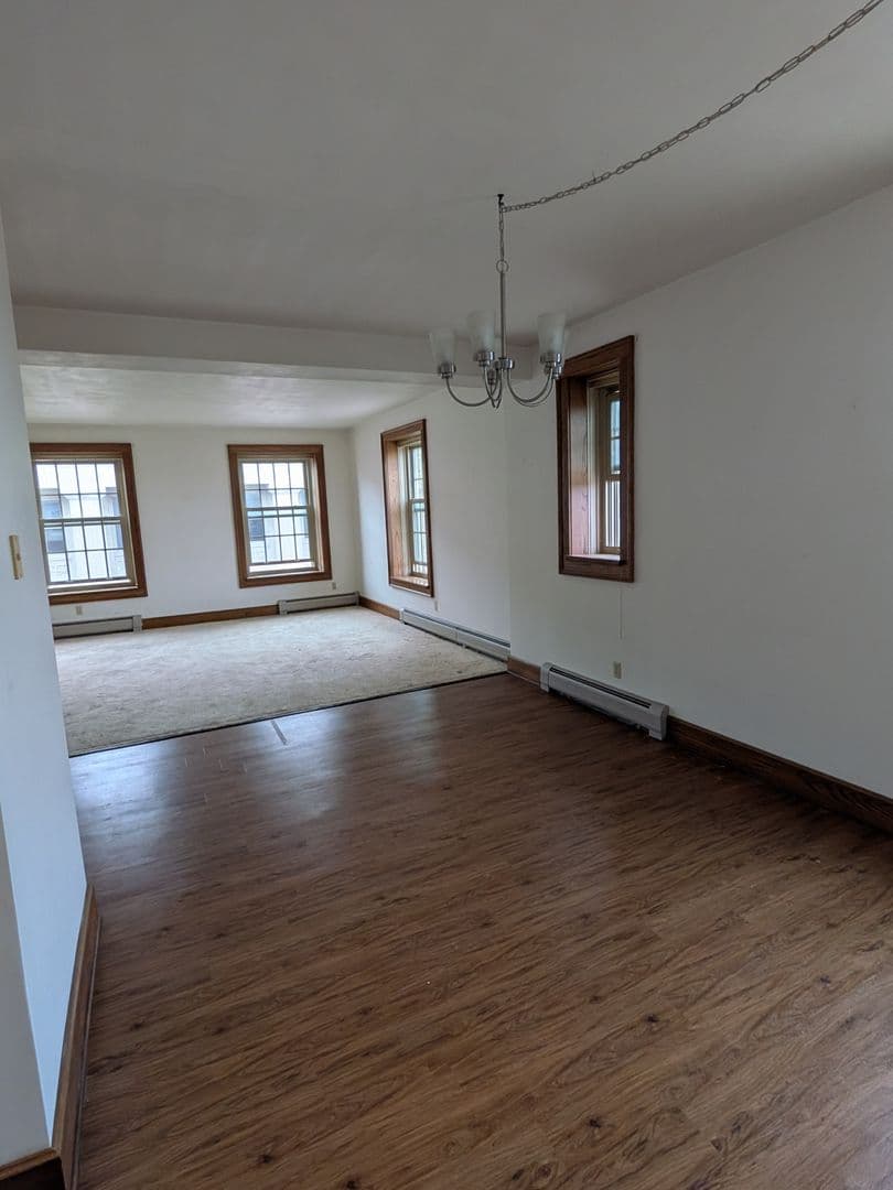 Stevens Point Apartment: 1408 Strongs Ave