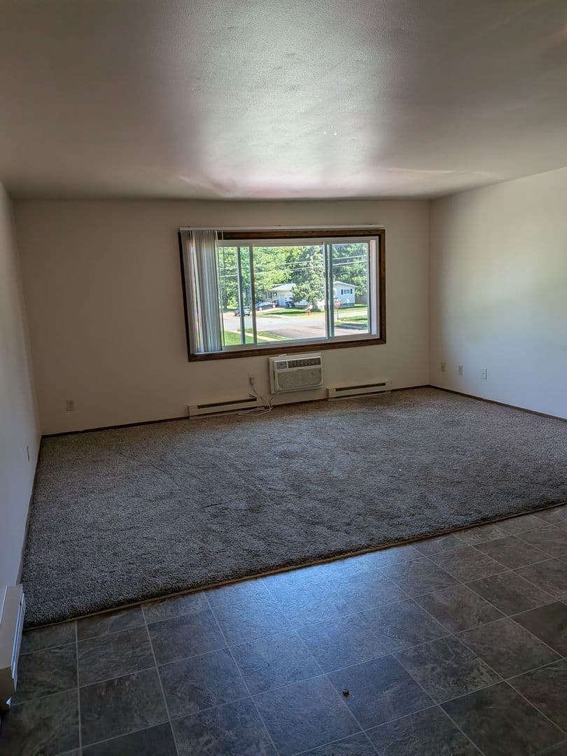 Rothschild Apartment: 18/20 Becker St