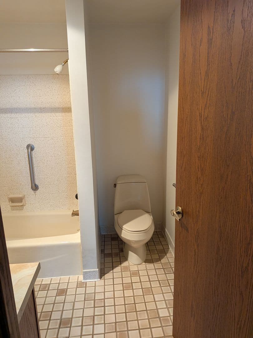Stevens Point Apartment: 1408 Strongs Ave