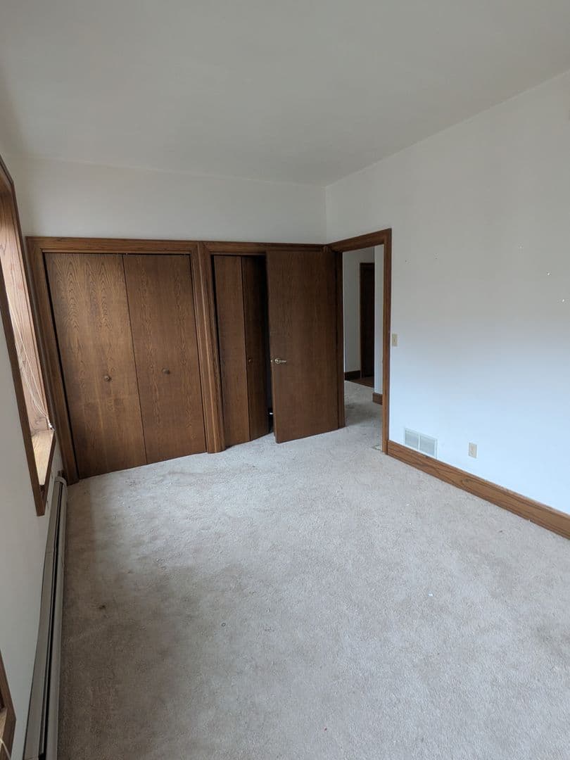 Stevens Point Apartment: 1408 Strongs Ave