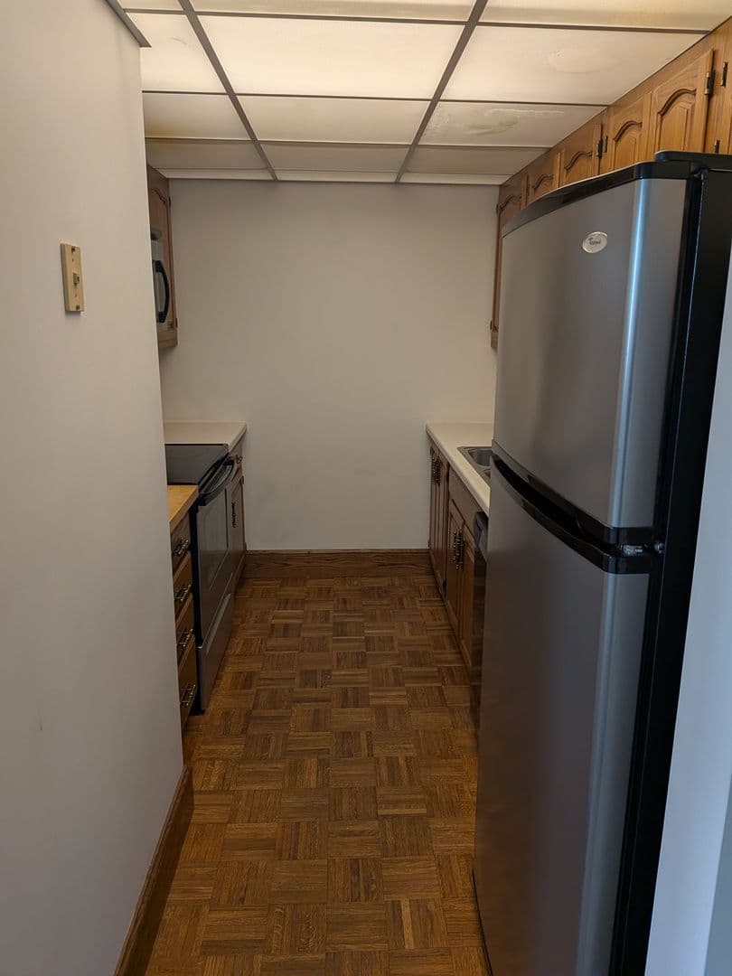 Stevens Point Apartment: 1408 Strongs Ave