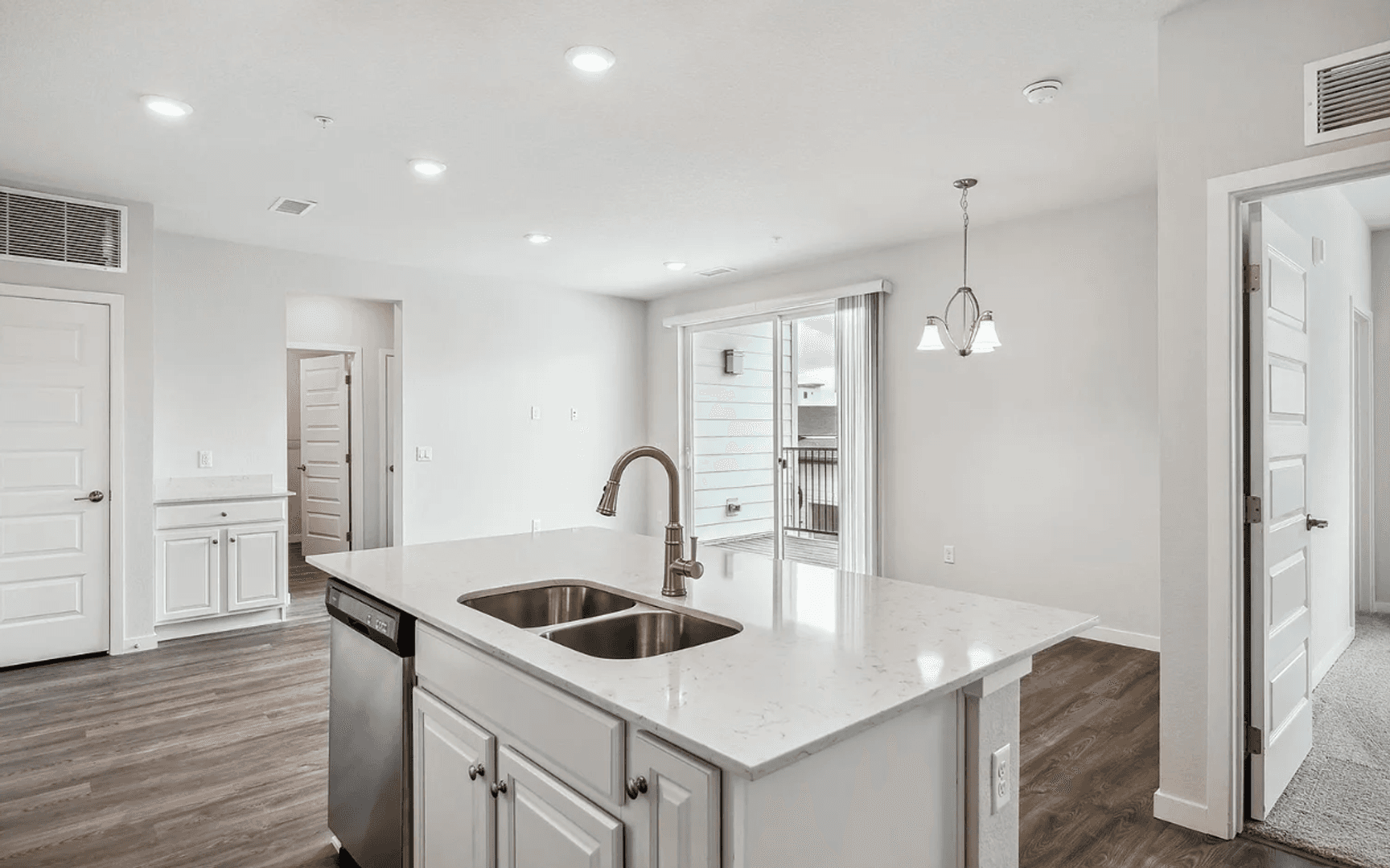 Broomfield Apartment: 487 Interlocken Blvd