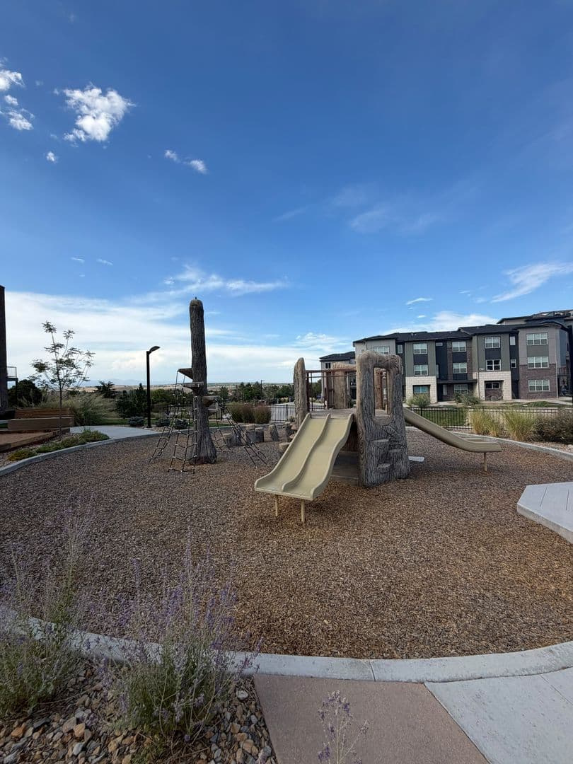 Broomfield Apartment: 487 Interlocken Blvd
