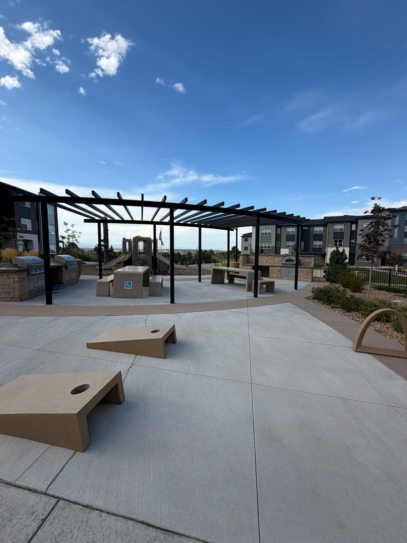 Broomfield Apartment: 487 Interlocken Blvd