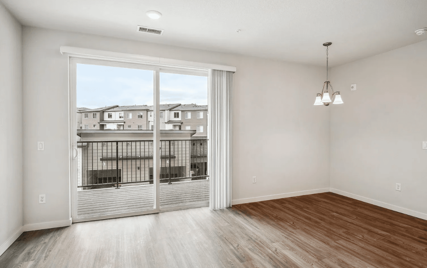 Broomfield Apartment: 487 Interlocken Blvd