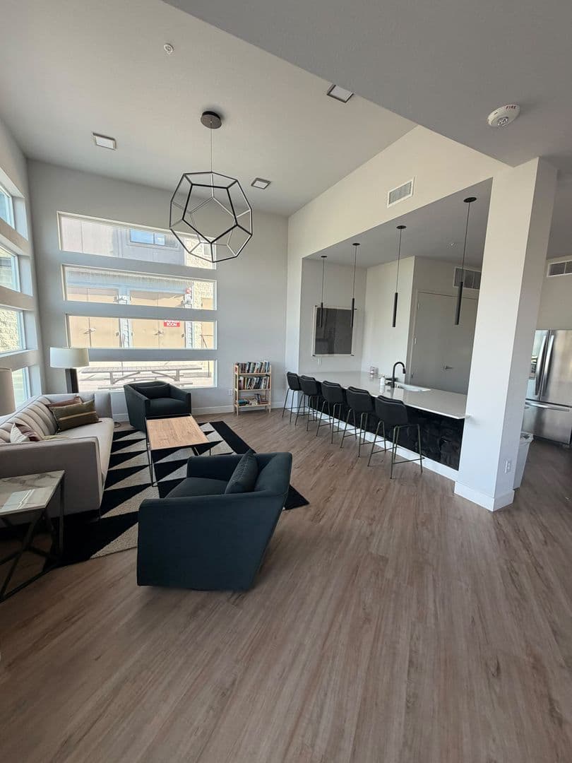 Broomfield Apartment: 487 Interlocken Blvd