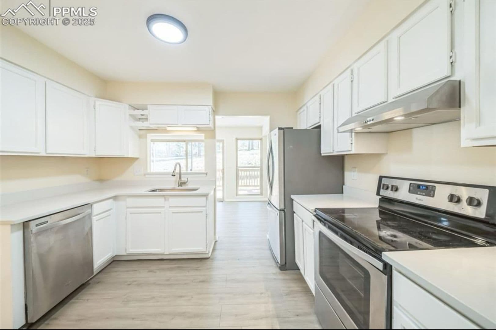 Green Mountain Falls Apartment: 10635 Green Mountain Falls Road