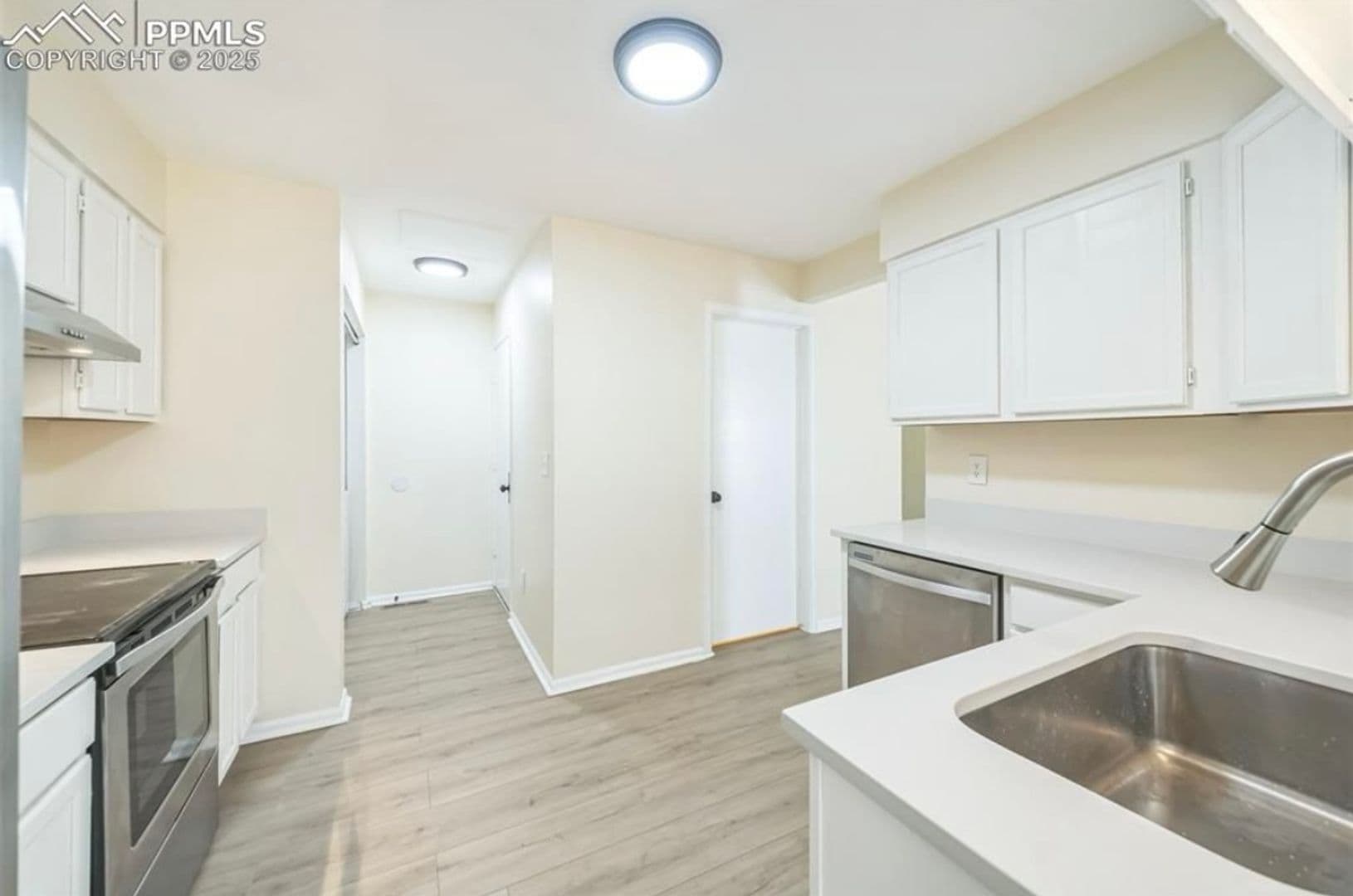 Green Mountain Falls Apartment: 10635 Green Mountain Falls Road