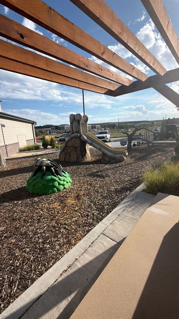 Broomfield Apartment: 487 Interlocken Blvd