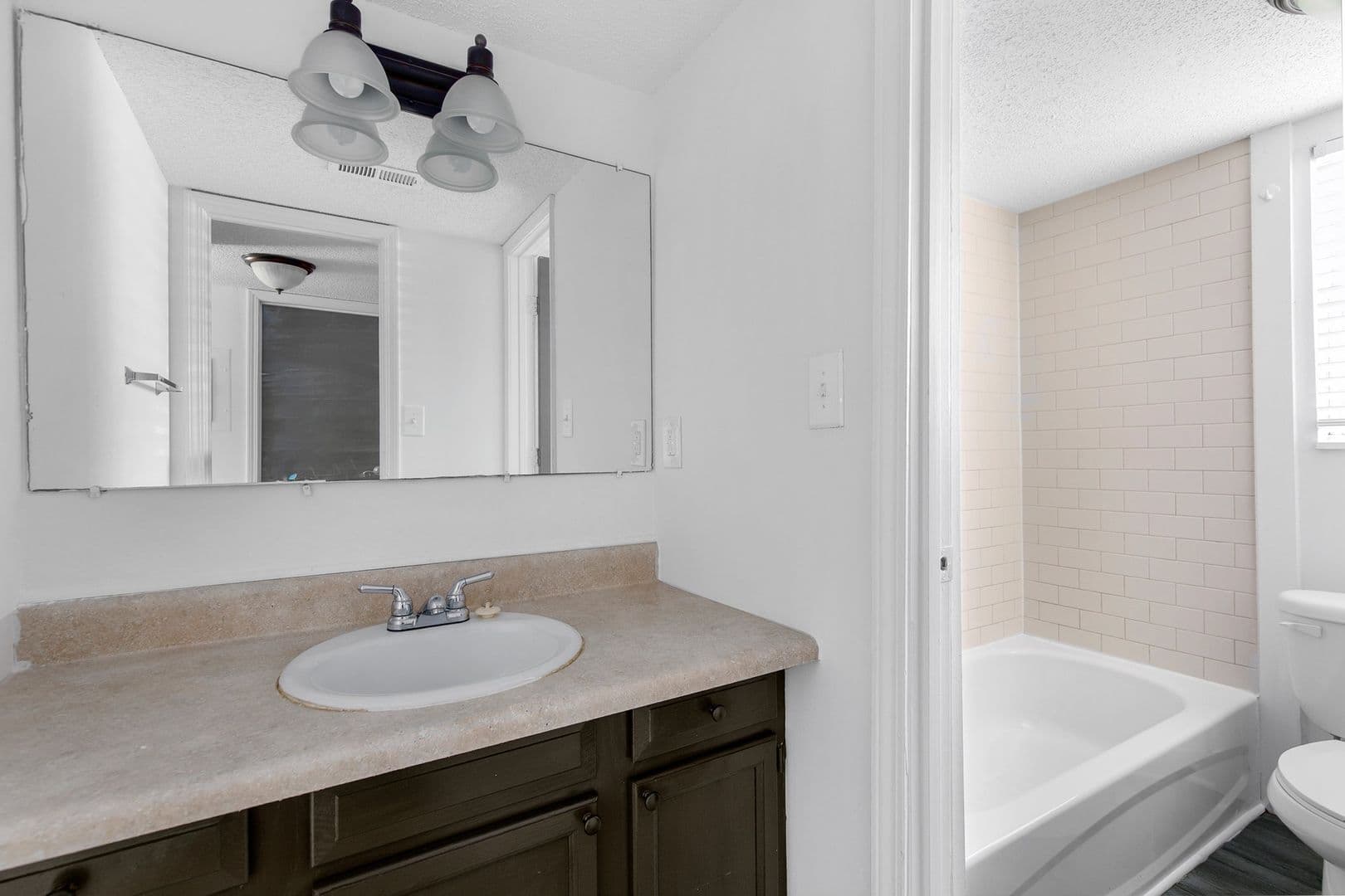 Birmingham Apartment: 1502/1504/1508 14th Ave S