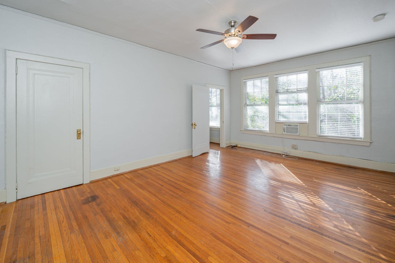 Birmingham Apartment: 1223 29th St S