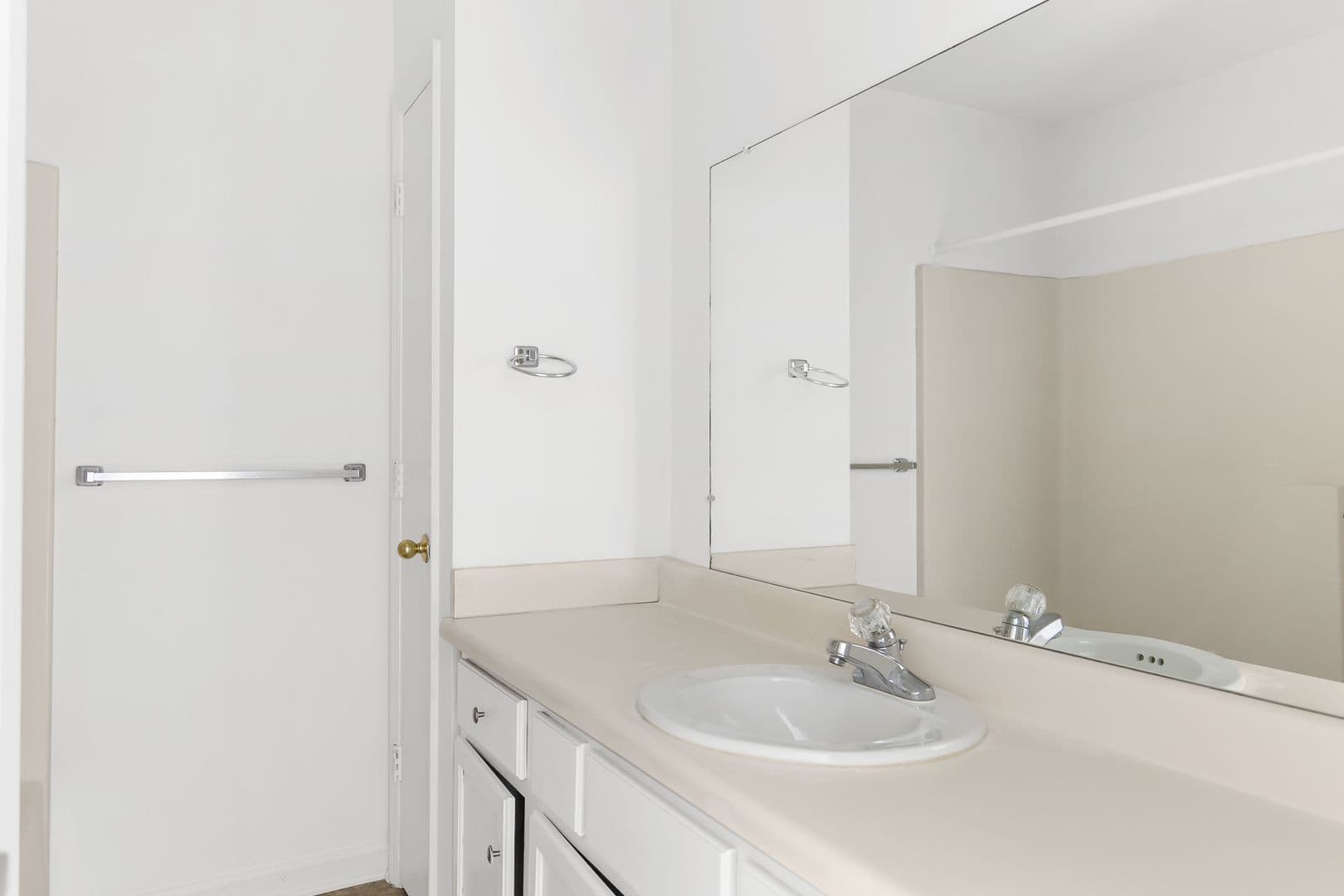 Birmingham Apartment: 1325 34th Street South
