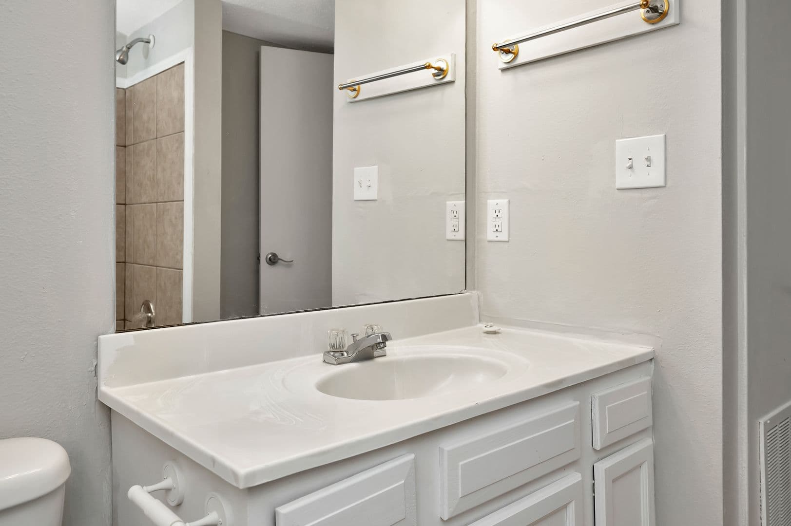 Birmingham Apartment: 1708 14th Avenue South