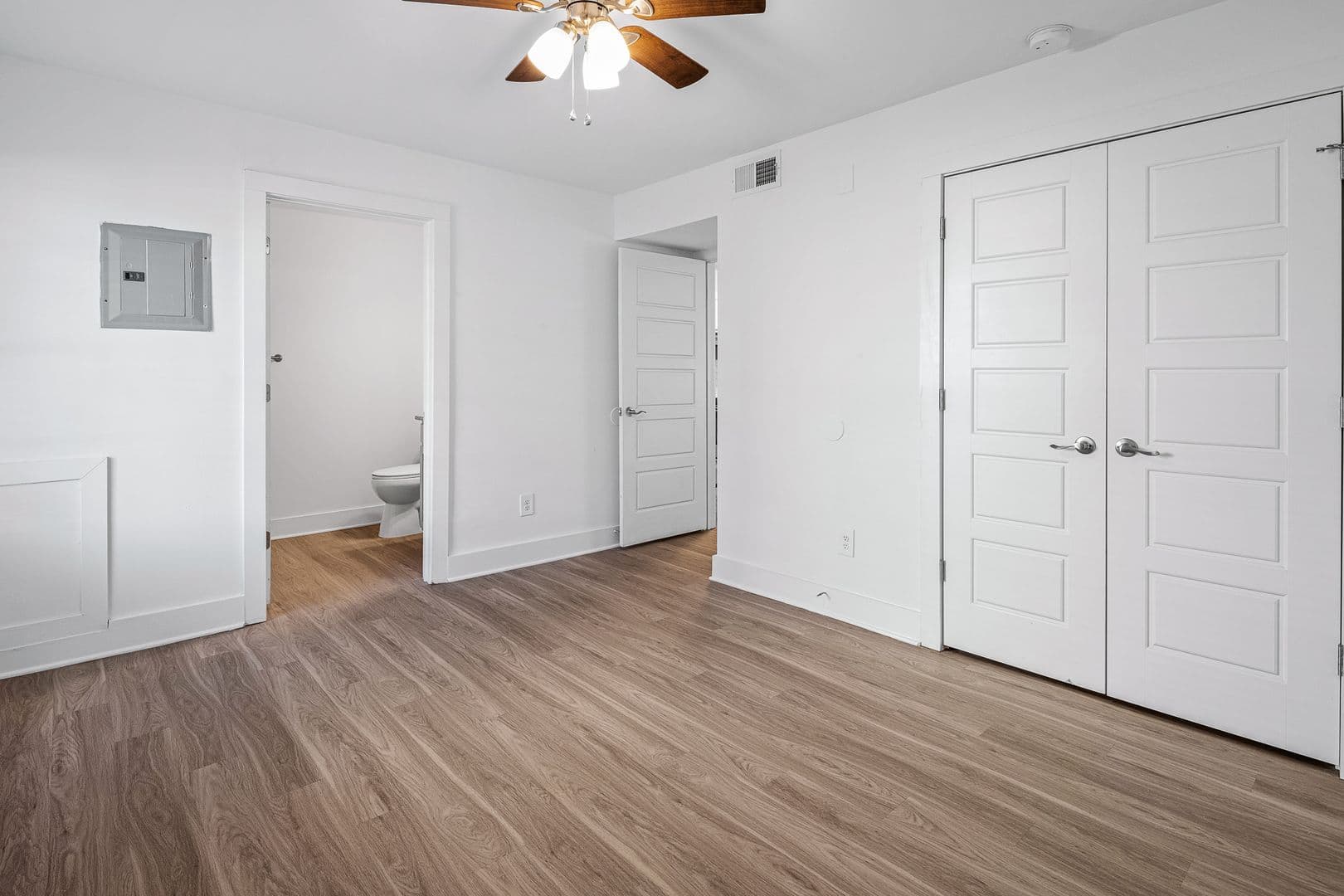 Birmingham Apartment: 4226 5th Ave S