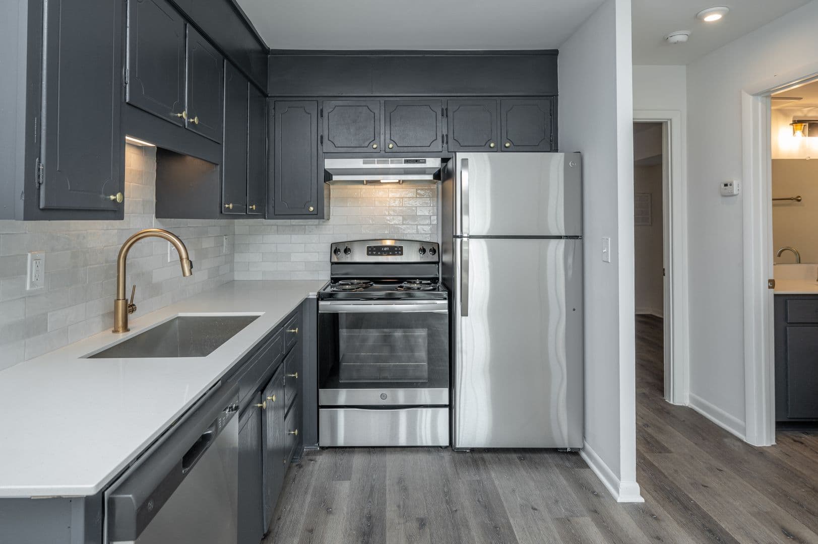 Birmingham Apartment: 3314 Cliff Road S