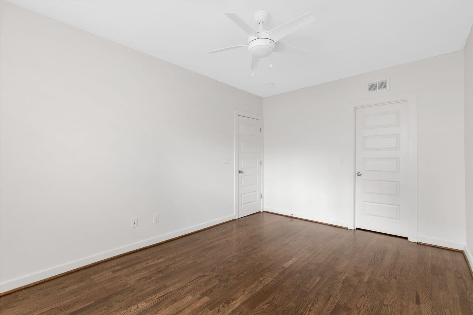 Birmingham Apartment: 901 38th St S