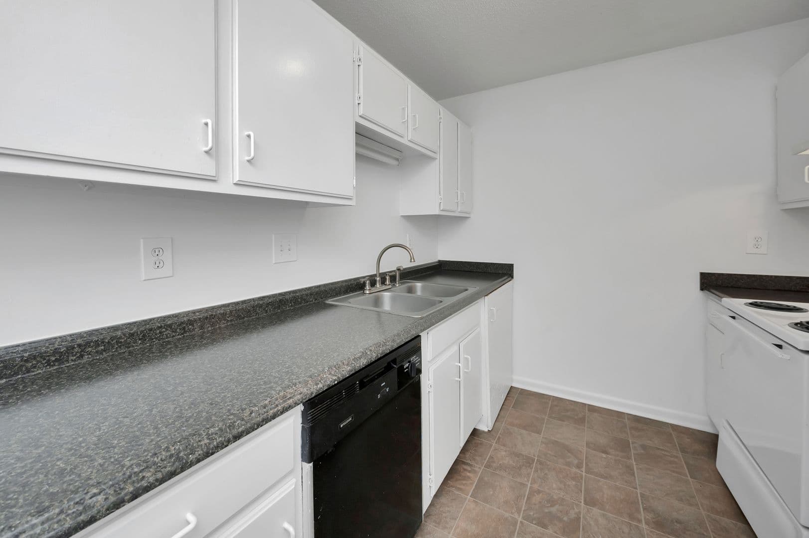 Birmingham Apartment: 1640-1644 12th Street S