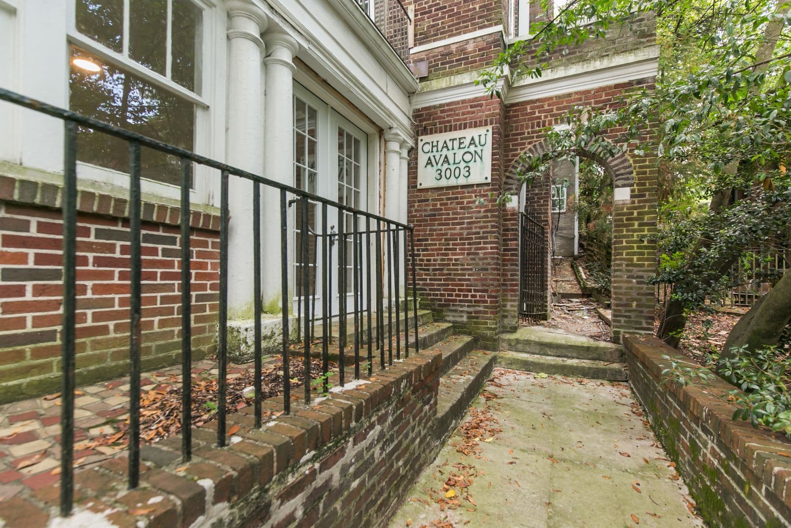 Birmingham Apartment: 3003 13th Ave S
