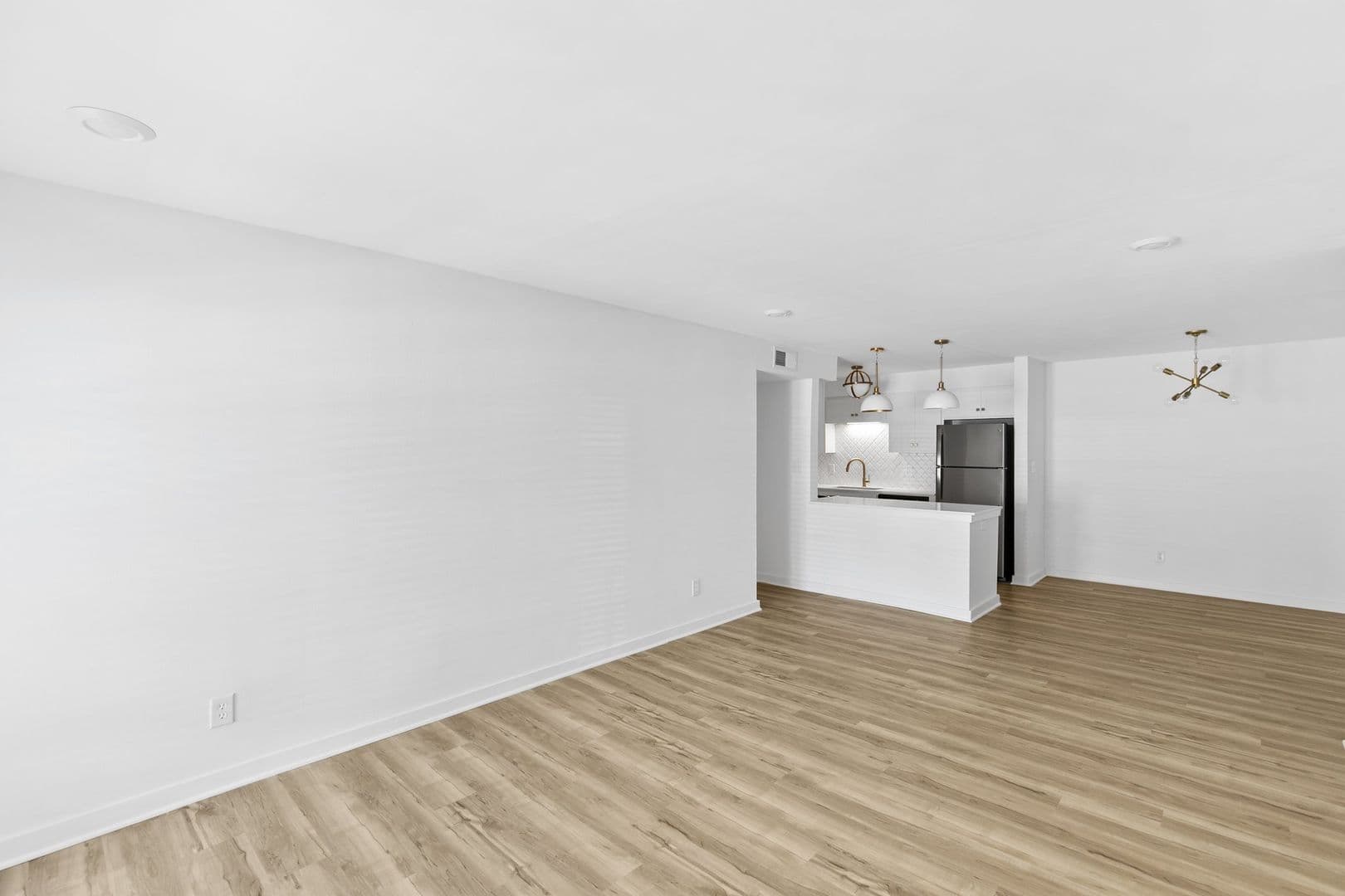Birmingham Apartment: 3801 Green Valley Drive