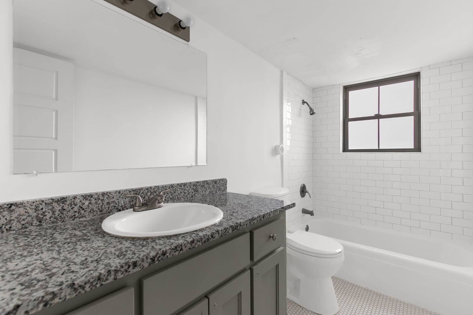 Birmingham Apartment: 4237-4241 5th Ave S