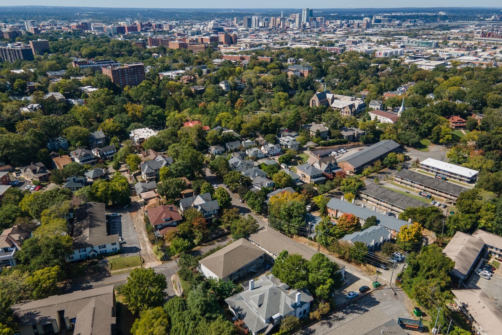 Birmingham Apartment: 3300 Cliff Road S