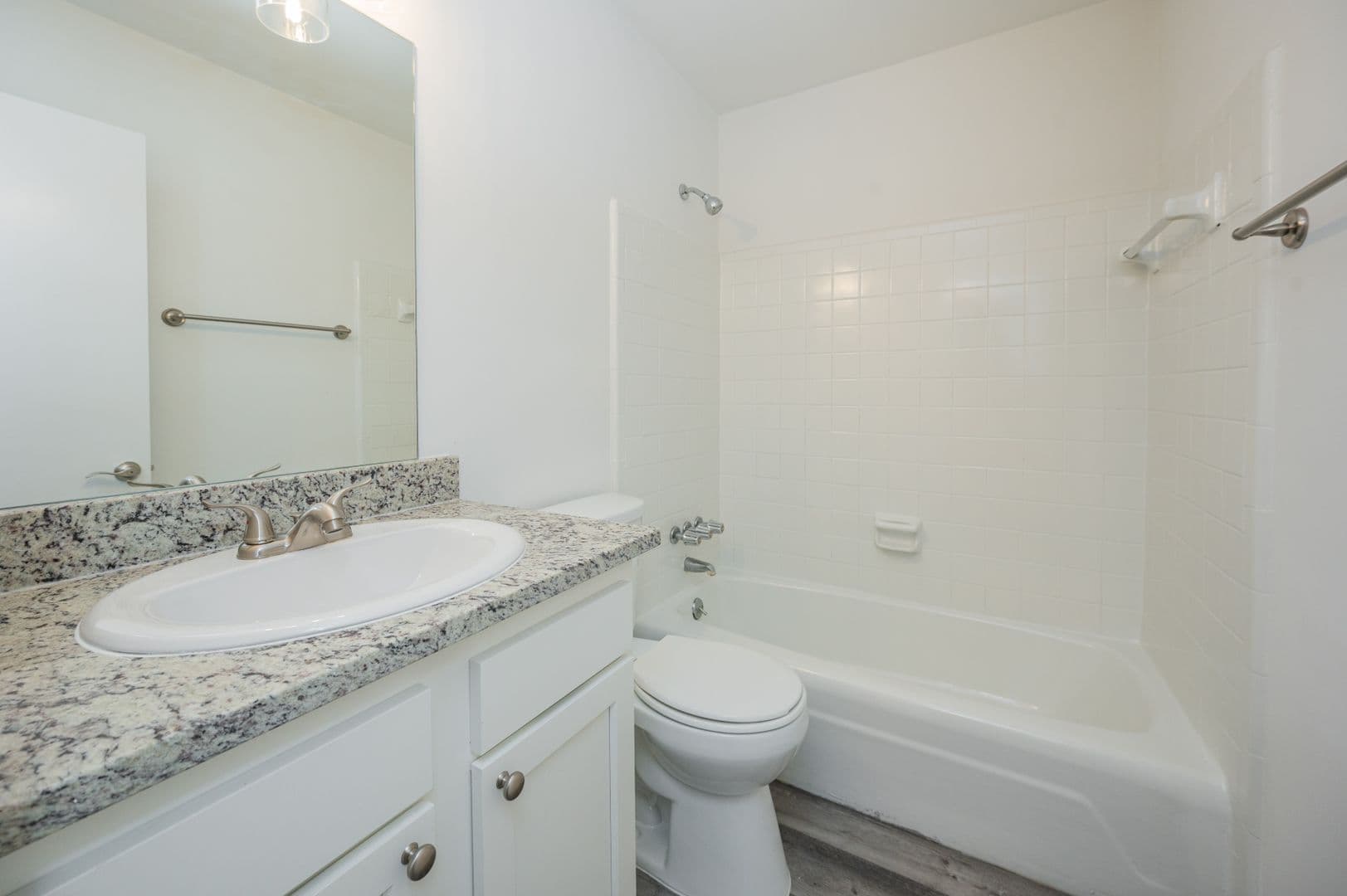 Birmingham Apartment: 3477 Cliff Terrace S