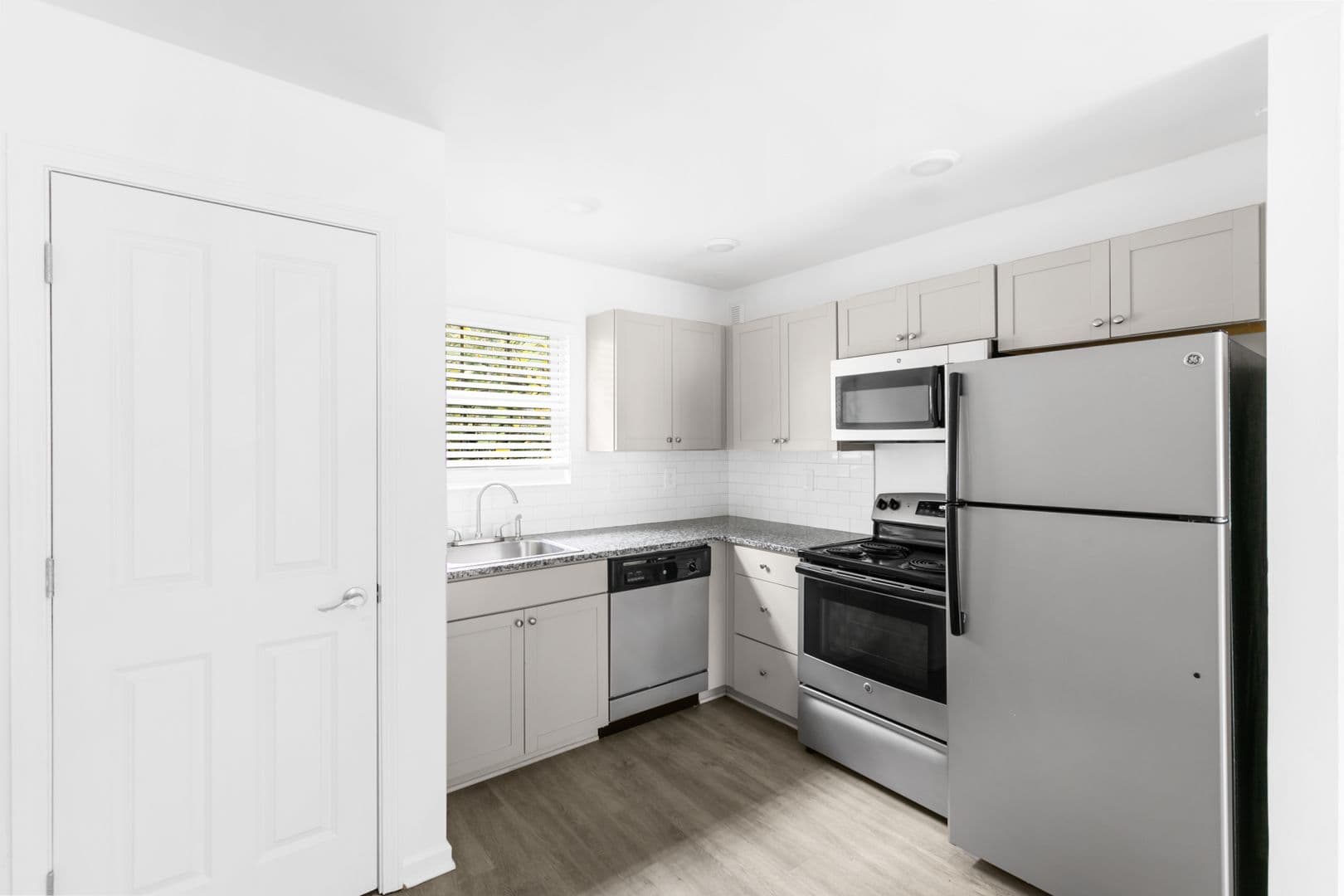 Birmingham Apartment: 1322 15th Ave S