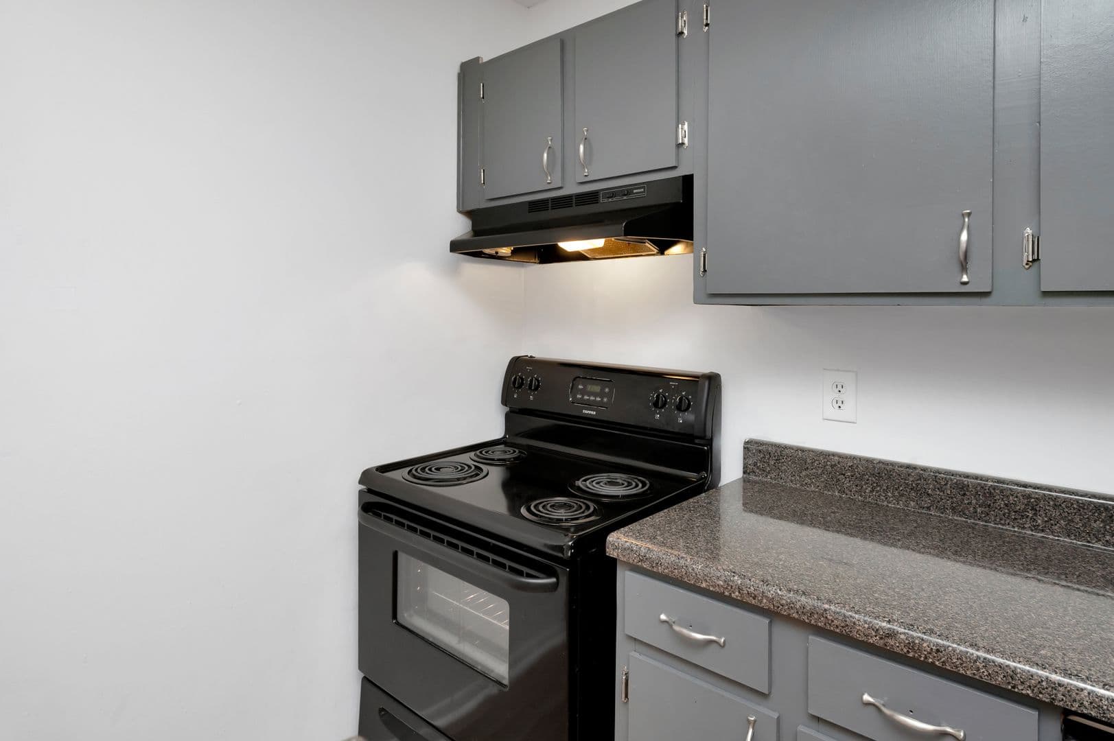 Birmingham Apartment: 1620 11th Place S