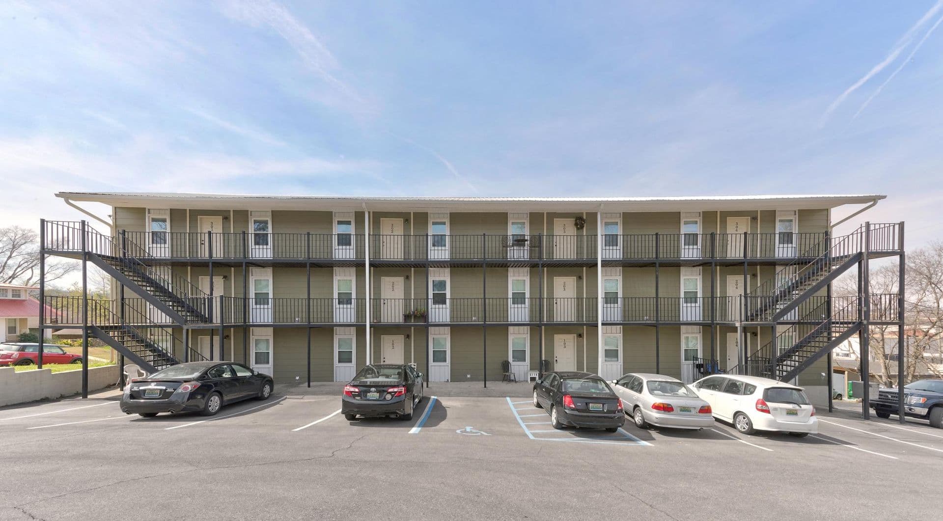 Birmingham Apartment: 3732 4th Ave S