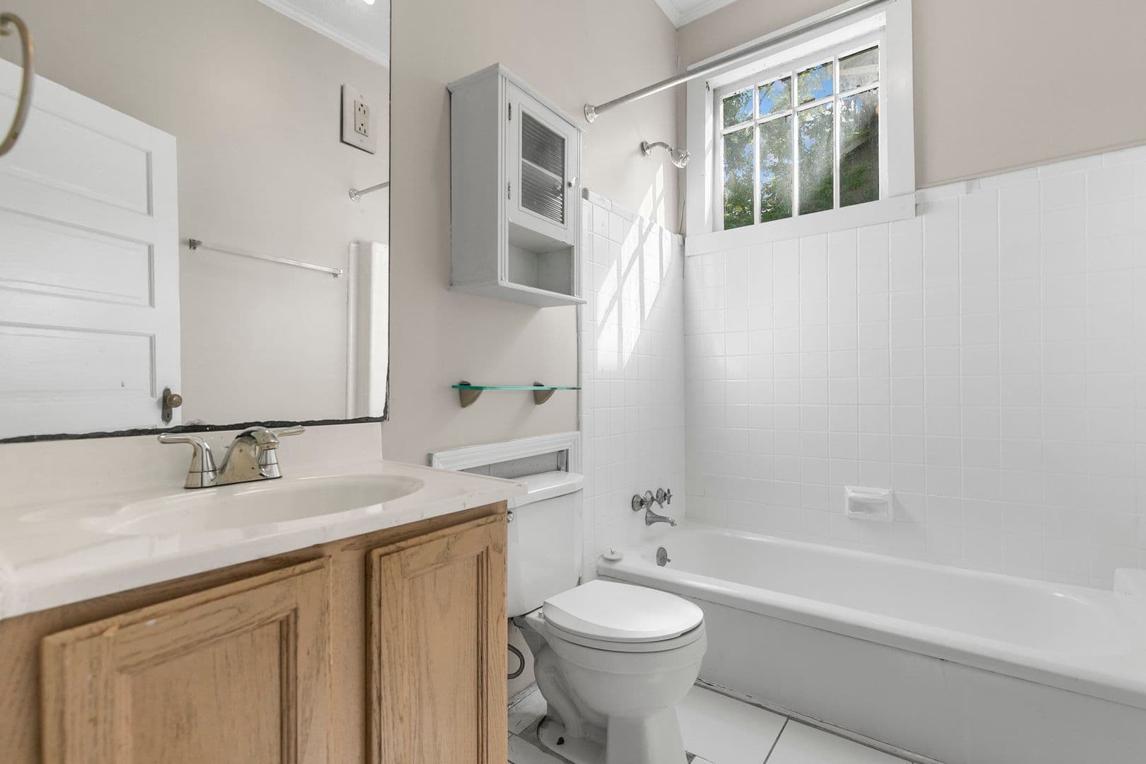 Birmingham Apartment: 1429 18th Street South