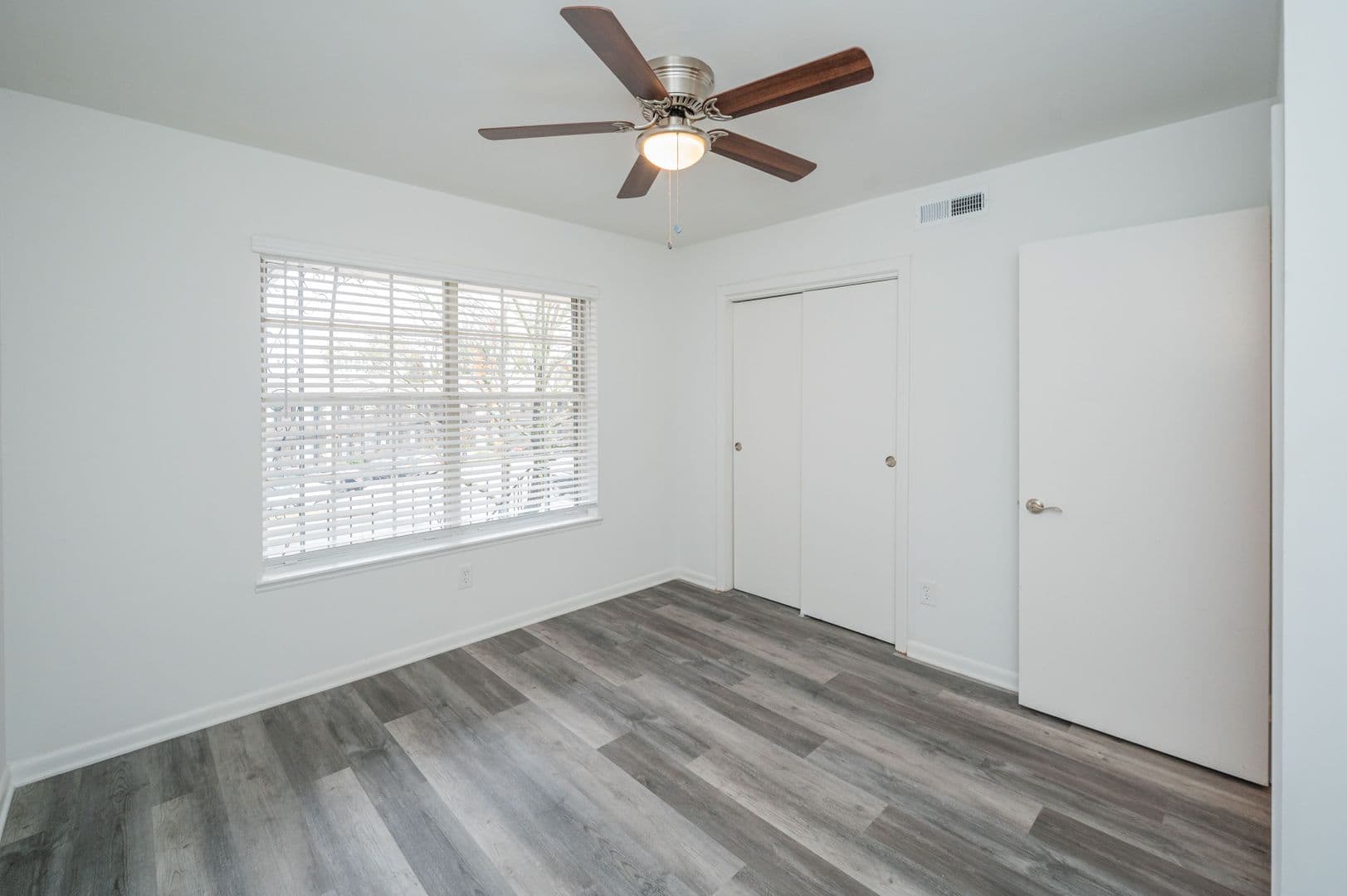 Birmingham Apartment: 3477 Cliff Terrace S
