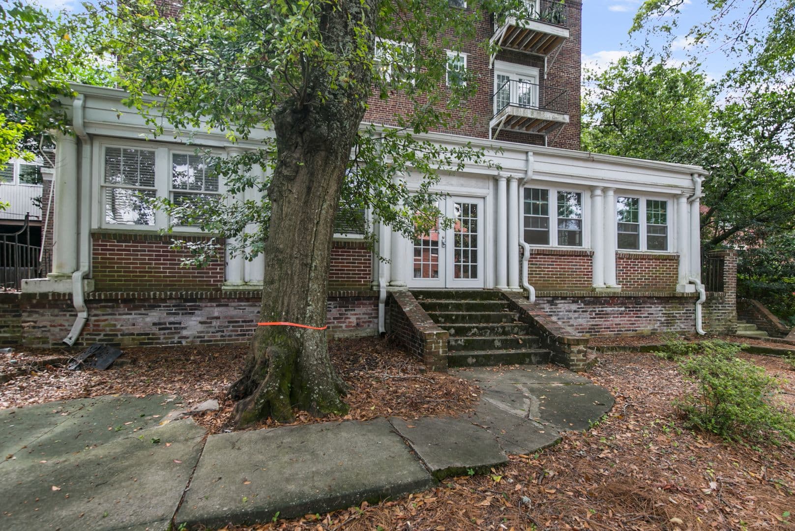 Birmingham Apartment: 3003 13th Ave S