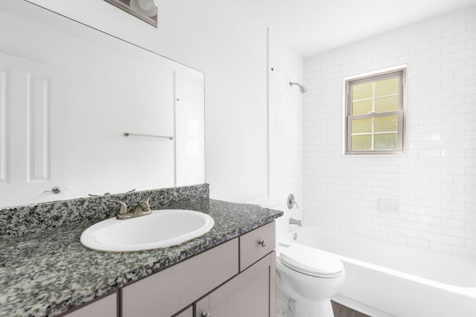 Birmingham Apartment: 1322 15th Ave S