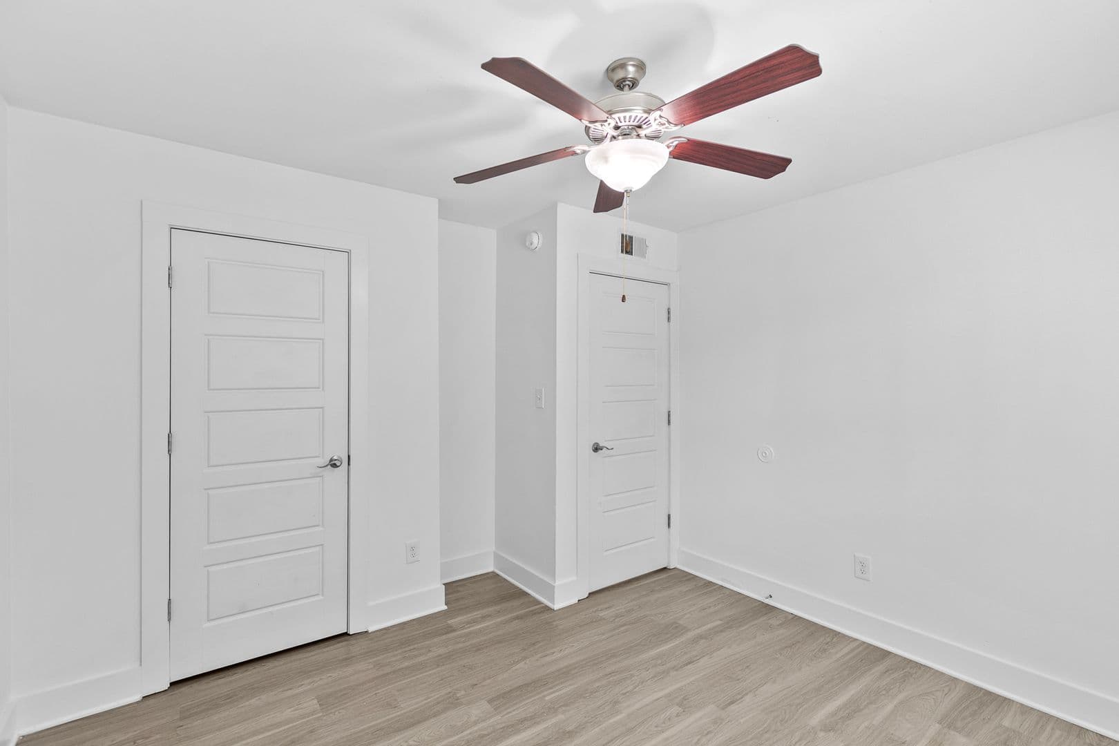 Birmingham Apartment: 3820 4th Ave S