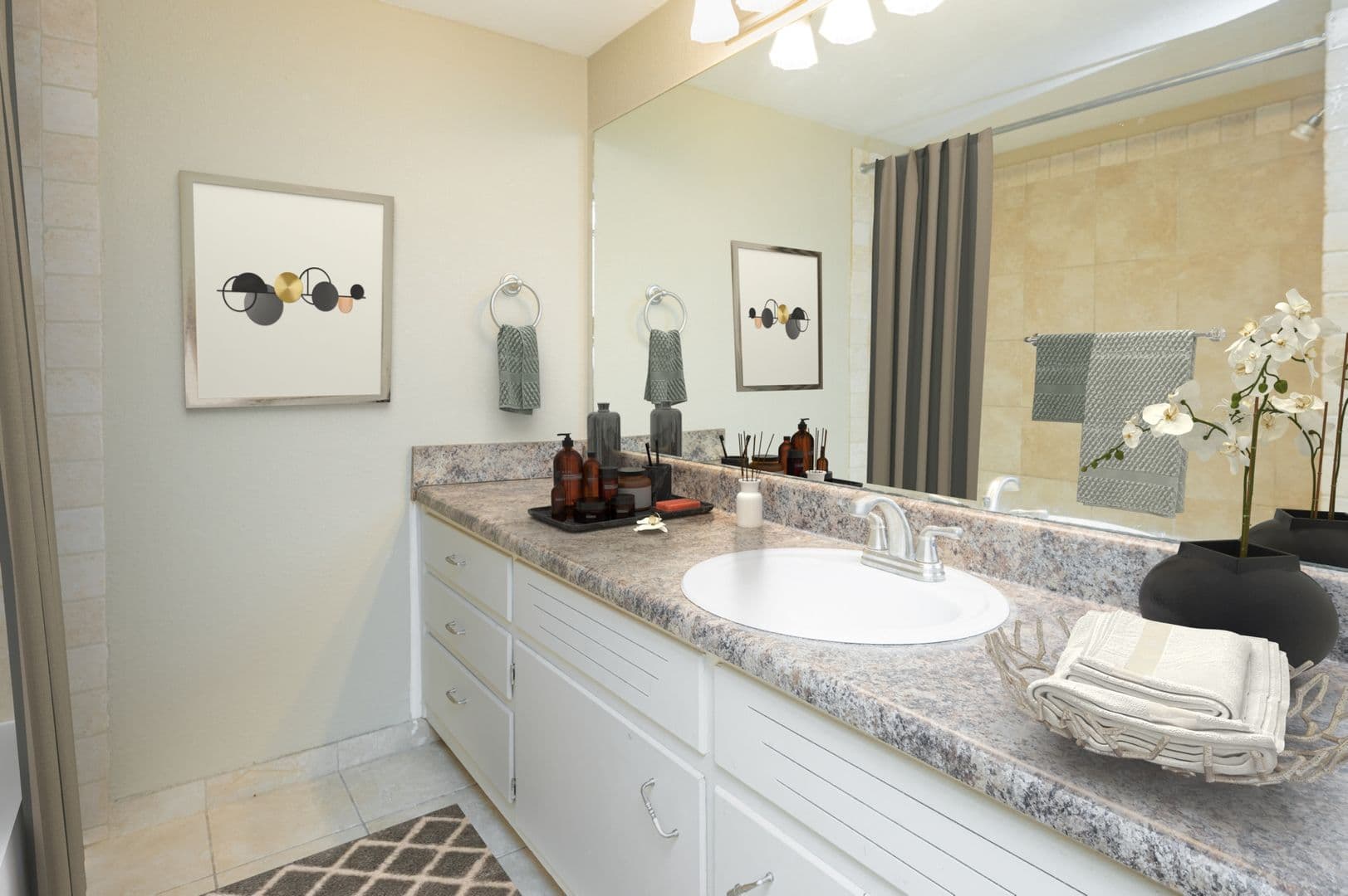Birmingham Apartment: 1300 Altamont Way South